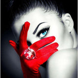 Red Glove - Diamond Painting Kit