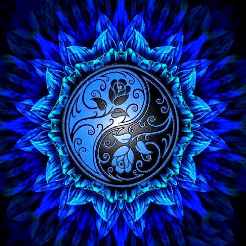 Blue Flower Mandala - Diamond Painting Kit